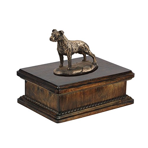 Art-Dog Custom Dog Mama Sitzende Statue Gedenkurne - Handgefertigte kaltgegossene Bronze auf Birkensockel - Urne für die Asche von Hunden - 24,5x29x21cm - 5l - Amerikanischer Staffordshire Terrier II von Art-Dog