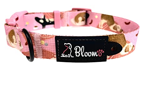BLOOMO Hundehalsband Handarbeit, Verstellbares, Weich & Komfort Nylon Hunde Halsband für Kleine Mittlere und Große Hunde. Einzigartiges Design (S/25mm, Lovely Dog) von BLOOMO