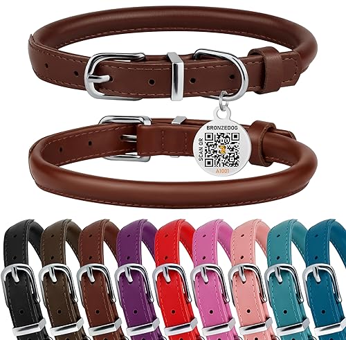 BRONZEDOG Hundehalsband aus gerolltem Leder für kleine, mittelgroße und große Hunde mit QR-ID-Tag (Schokoladenbraun, L: 41-48 cm) von BRONZEDOG