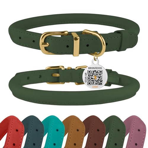 Hundehalsband aus gerolltem Leder mit QR-ID-Etikett, verstellbar, weich, rund, für kleine, mittelgroße und große Hunde, Welpen, Katzen (17,8 cm – 22,9 cm Halsumfang, Smaragdgrün) von BRONZEDOG