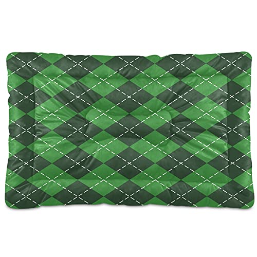 St Patricks Day Haustierbettmatte, grün-weiß, kariert, Schottenkaro, Hundebett, 45,7 x 61 cm, Haustierkissen, Kissen für mittelgroße und kleine Welpen von Boccsty