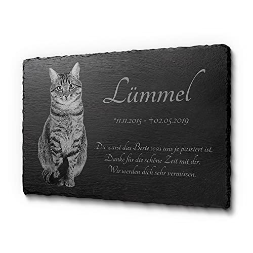 CHRISCK design Gedenkstein für EIN Urnengrab | Gedenktafel für Hunde & Katzen aus Schiefer mit Gravur | 30 x 20 cm Schiefertafel für Haustiere Hund Katze personalisiert von CHRISCK design