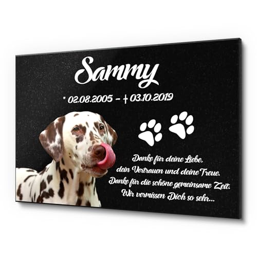 Grabschmuck Hund aus Granit Stein Nero Assoluto - 30x20 cm | Hunde Gedenkstein mit farbigem Foto und Pfote | Wetterfester, personalisierbarer Hundegrabstein für draußen - Andenken verstorbener Hund von CHRISCK design