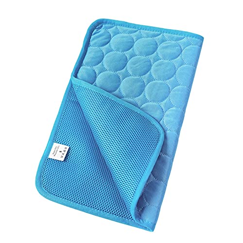 Kühlmatte für Haustiere Hunde Sommerkühlmatte Haustier großer Größe Ice Seide Kühlbett Haustier Katze atmungsaktiv (Color : Deep Blue, Size : S 50x40cm) von CNRTSO