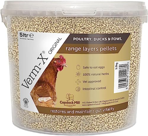 Copdock Mill Range Layer Pellets with Verm-X Chicken Feed 3.5kg/5L Tub - Premium Quality Complete Feed for Poultry - 100% Natural - Aids Digestion & Protect Against Intestinal Problems von Copdock Mill