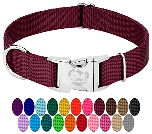 Country Brook Design - Lebendige 30+ Farbauswahl – Premium-Nylon-Hundehalsband mit Metallschnalle (extra groß, 2,5 cm, Burgunderrot) von Country Brook Design