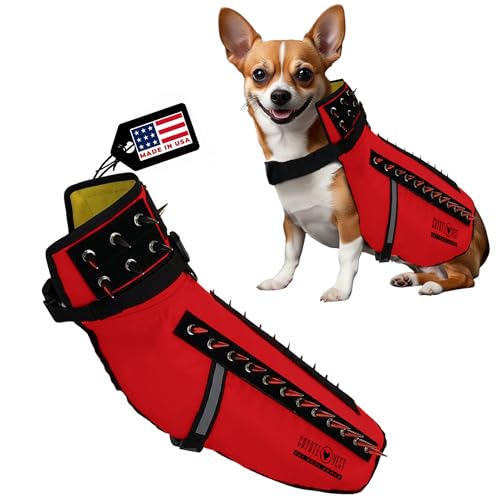 CoyoteVest Hundegeschirr Schutzweste, reflektierendes Hundezubehör mit Spikes, Schnappschnallen für schnelles Tragen und Entfernen (Medium, Rot) von CoyoteVest