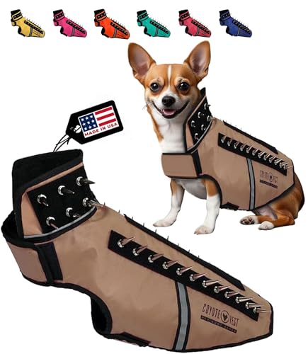 CoyoteVest SpikeVest Hundegeschirr, Weste für kleine Hunde, reflektierende Hundeweste mit Spikes, um Ihr Haustier vor Kojoten, Raptor- und Tierangriffen zu schützen, Anti-Hawk-Weste, hergestellt in von CoyoteVest