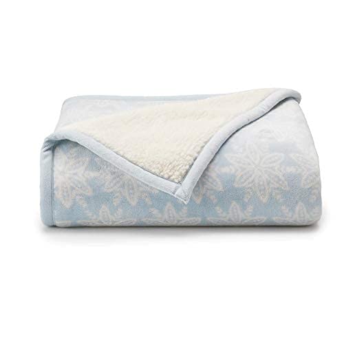 Cuddl Duds Sherpa-Fleece-Überwurf (blaue Schneeflocke) von Cuddl Duds Plush Throw