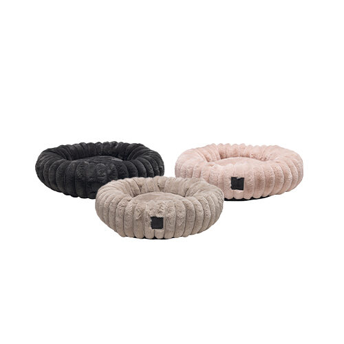 Designed by Lotte Katzenbett Reza - Rosa Designed by Lotte Katzenbett Reza - Rosa von Designed by Lotte