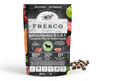 Fresco Trockenbarf Complete Plus Pferd | 1 kg | Trockenbarf für Kleine Hunde | Bestehend aus reinem Muskelfleisch, Innereien und Calcium-Knochen vom Pferd sowie Obst, Gemüse und Öl von Fresco