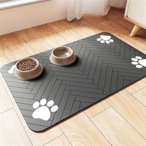 GIBZ Futtermatte für Hunde mit Pfotenmuster für Spender, rutschfeste Napfunterlage, Schnelltrocknendes Saugfähiges Hund Matte, Dunkelgrau, 40x50cm von GIBZ