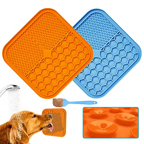 Leckmatte Hund,Schleckmatte Katzen mit Saugnäpf,2 Stück Hundeleckmatte mit 1 Silikonspatel, Slow Feeder Hunde Treat Matte Leckpads für Baden, Fellpflege,Trainieren, Klauenpflege Farbe A 21x21cm von GUOCU