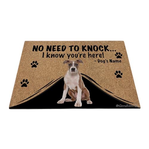 Ganshan Bi Personalisierte Fußmatte mit lustigem Hund, American Staffordshire Terrier, Willkommens-Bodenmatte, kein Klopfen nötig, "I Know You're Here", Geschenk für Hundeliebhaber, 60 x 40 cm, Stil 3 von Ganshan Bi