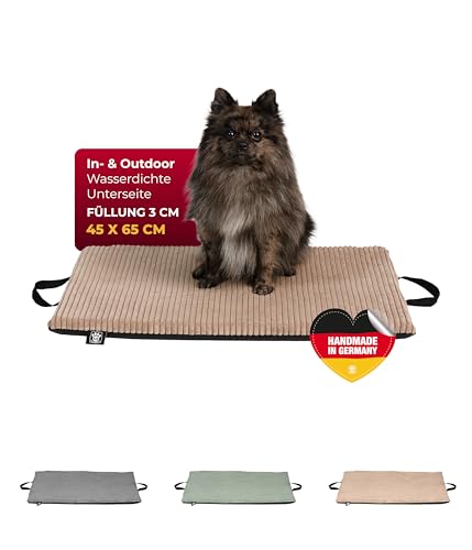 HS-Hundebett® Hundematte In- und Outdoor (45x65 cm) – Bequemes Reisebett – Wasserfeste Unterseite – Waschbar & robust – Camel, Made in Germany von HS-Hundebett