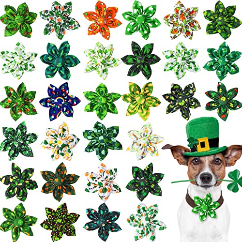 60 Stück St. Patrick's Hundehalsband Blumen Bulk Clover Hund Fliege Hund Charms Fellpflege für Hunde Zubehör Kleine Mittel Groß Katze Welpen Hundehalsband Befestigung St. Patrick's Day Kostüm von Jexine