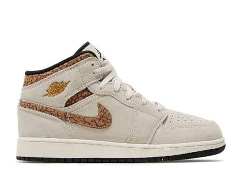 Big Kid's Jordan 1 Mid SE LT Oreowood BRN/Metallic Gold (DZ5369 102), Oreowood Brn/Metallic Gold, 5 Big Kid von Jordan