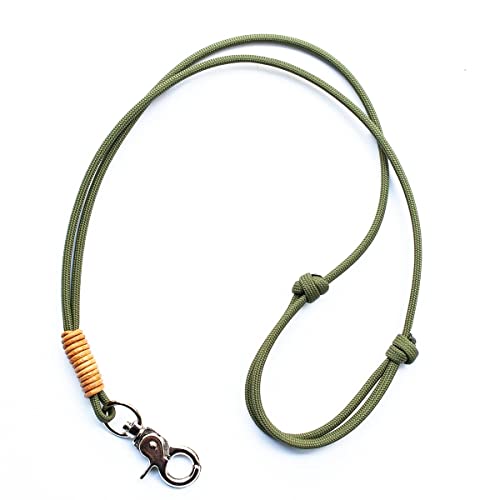 KENSONS for dogs PFEIFENBAND | Oliv-Grün | verstellbar | Umhängeband mit kleinem Karabiner für Hundepfeife oder Schlüssel | Schlüsselband | Keychain | Diverse Designs | handgefertigt von KENSONS for dogs