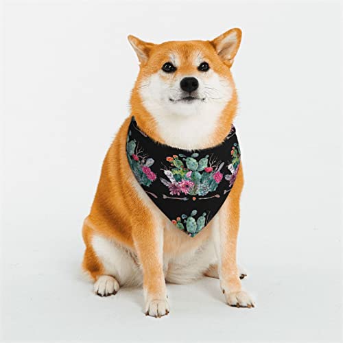 Chic Exotic Cactus Arrow Patternprinting Dog Bandanas Weich und Atmungsaktiv Haustier Dreieck Schal Mehrere Größen für Große Hunde Mittlere und Kleine Hunde Katzen von KOOLR