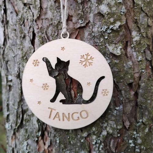 Keruidian Personalisiertes Katzenornament, Weihnachtskatzenornament, Weihnachtsbaumdekoration, individuelle Katzenform, Katzenname graviert, Katzenrasse, hängende Kugel (Design 2) von Keruidian