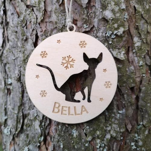 Keruidian Personalisiertes Katzenornament, Weihnachtskatzenornament, Weihnachtsbaumdekoration, individuelle Katzenform, Katzenname graviert, Katzenrasse, hängende Kugel (Design 4) von Keruidian