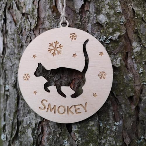 Keruidian Personalisiertes Katzenornament, Weihnachtskatzenornament, Weihnachtsbaumdekoration, individuelle Katzenform, Katzenname graviert, Katzenrasse, hängende Kugel (Design 7) von Keruidian