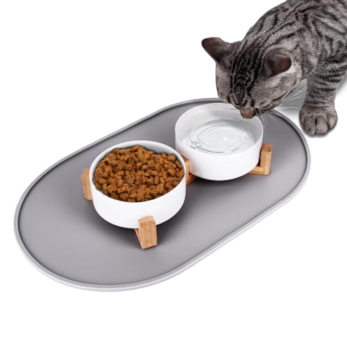 LDYOEN Futternapf Katze - 2er Set Katzennapf Keramik mit Bambus Ständer und Napfunterlage Silikon - Fressnapf Katze Napf Hundenapf - Futterstation Napfset für Katzen und Kleine Hunde - 2 x 400 ML von LDYOEN