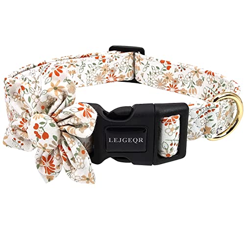 Hundehalsband für Mädchen, Baumwolle, mit Blumendesign, niedliche Blumen-Hundehalsbänder für Mädchen, Damen, kleine, mittelgroße und große Hunde mit Blumenfliege (Größe M, Beige mit Blumenmuster) von LEJGEQR