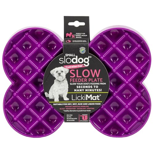 LickiMat Kleiner Slodog geeignet für Nassfutter, Rohfutter, Trockenfutter und Leckerlis Perfekter Spaß-Futterspender für kleine und mittelgroße Hunde Kein Schluck und keine Frustration, Lila von LICKIMAT