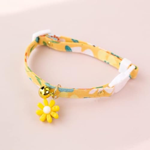 1 Packung verstellbares Katzenhalsband Bär Blume Frühling klein frisch Anhänger süß modisch Sicherheitsschnalle Halsband Haustier Hundehalsband mit glockengelber Sonnenblume,(18-32cm),China von LORSHEL