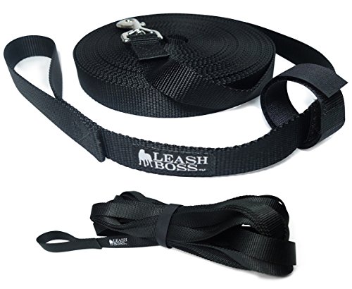 Leashboss Lange Trainingsleine – 2,5 cm Lange Trainingsleine aus Nylon mit Aufbewahrungsgurt (4,5 m, schwarz) von Leash Boss