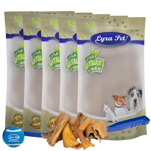 Lyra Pet® 5 kg - 5000 g Rinderkopfhaut Abschnitte 4-8 cm Hundefutter + Ballschleuder Kauartikel Leckerli fettarm von Lyra Pet