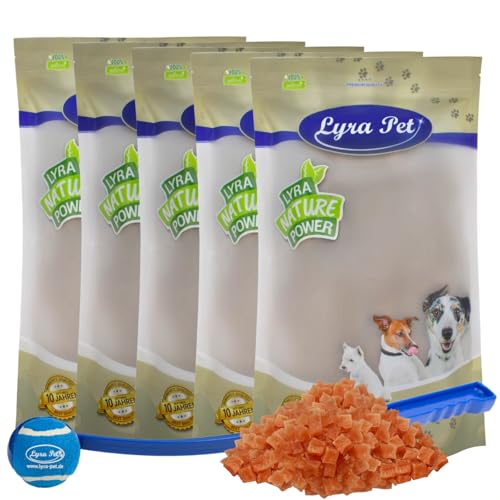 Lyra Pet® 5 kg Hühnerbrustwürfel Kausnack Hundefutter fettarm schonend getrocknet Hund Kauartikel Kauspaß + Ballschleuder von Lyra Pet