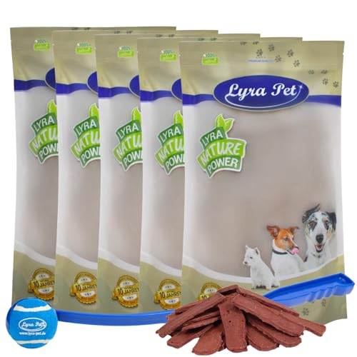 Lyra Pet® 5 kg Pferdefleischstreifen Hundefutter Snack fettarm schonend getrocknet getrocknet Leckerli Kausnack Kauartikel für Hunde Kauspaß + Ballschleuder von Lyra Pet