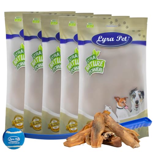 Lyra Pet® 5 kg Rinderkopfhaut Goldbraun Kaustreifen Hundefutter + Ballschleuder von Lyra Pet