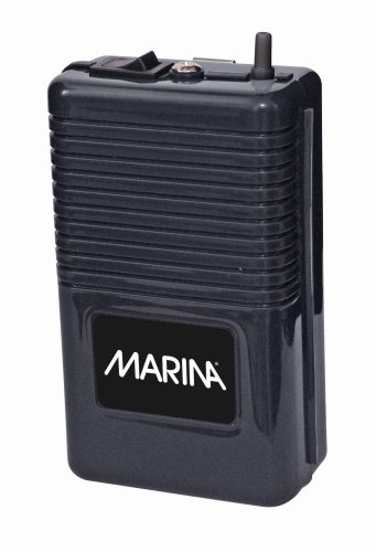 Marina 11134 Batterie Durchlüfterpumpe für Aquarien, verlässliche Back-up Luftquelle, mit Luftschlauch 45cm,und Austströmerstein, Schwarz von Marina