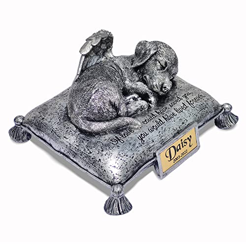 Custom Pet Urnen für Hunde Asche - Memorial Hund Urnen für Asche mit Gravur Ihres Haustieres Namen, Datum - Engel Hund schlafen auf Kissen Urne von rusepin