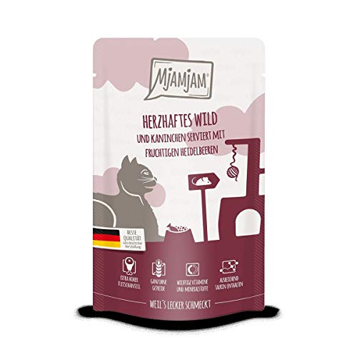 MjAMjAM Katzen Nassfutter: Herzhaftes Wild & Kaninchen an fruchtigen Heidelbeeren - 12er-Pack, hoher Fleischanteil von MjAMjAM