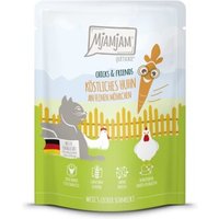 MjAMjAM Nassfutter Katze Adult, Quetschie Chicks & Friends, Huhn & Möhrchen 6x300 g von MjAMjAM