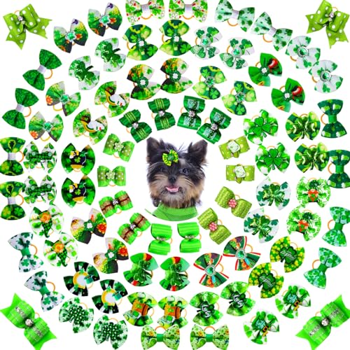 Mruq pet 80 Stück St. Patrick's Day Hundeschleifen, Urlaubsschleifen mit Gummibändern, St.Patrick's Day grünes Glücksklee-Element, Hundehaarschleifen für Hunde, Welpen, Yorkie, Haarschmuck von Mruq pet
