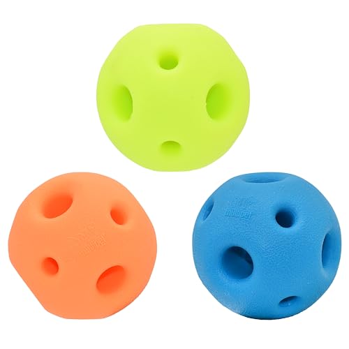 Multipet Breeze Balls für Hunde – Interaktives Hundespielzeug mit Löchern zum Atmen – schwimmfähiger Ball für Hunde – Haustierspielzeug zum Kauen und Spielen – (1 Stück, 7,6 cm, zufällige von Multi Pet