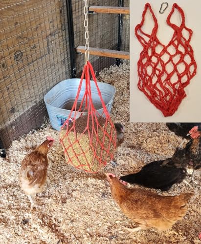 Muzzys Roter Hühnerstall, Flockblock, Vogelsamen-Hängetasche, Veggie-Leckerli-Halter – Geflügel-Futterstation, Spielzeugzubehör, Kohlschalensack von Muzzys