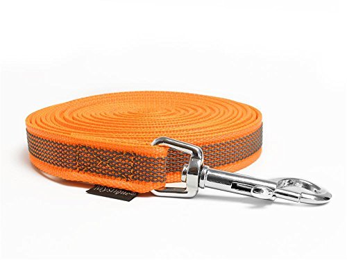 Mystique® Gummierte Schleppleine 12mm mit Handschlaufe Standard Karabiner neon orange 10m von Mystique