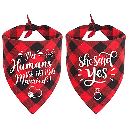 YHTWIN Hundehalstuch, Aufschrift "My Humans are Getting Wedding Married and She Said Yes", für das Geschlecht, zur Reveal Foto Prop, Haustier-Halstuch, kariert, 2 Stück von N\C