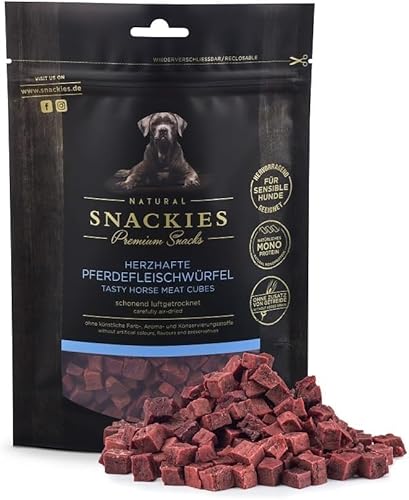 SNACKIES Premium Snacks für Hunde, ohne Zusatz von Getreide, Zucker, Farb-, Aroma- und Konservierungsstoffe, schonend luftgetrocknete Leckerli, Herzhafte Pferdefleischwürfel 400g von NATURAL SNACKIES Premium Snacks