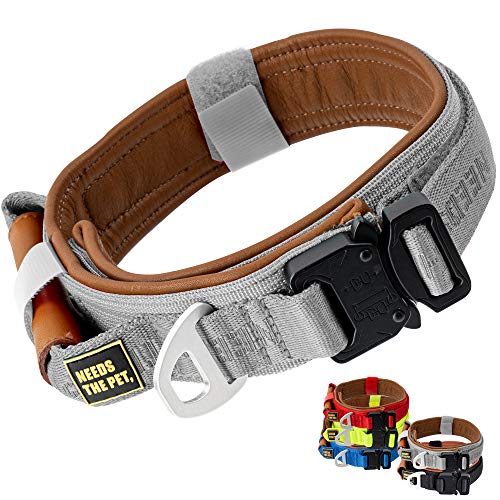 The Comfort Collar Hundehalsband, weiches Rindsleder, gepolstert, reflektierender Klettverschluss, Metallschnalle für große Hunde, leicht zu kontrollierender Griff (S,M,L) (L, Hellgrau) von NEEDS THE PET