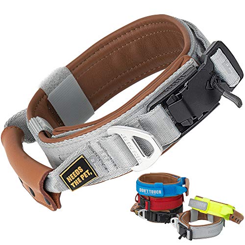 The Comfort Collar Hundehalsband, weiches Rindsleder, gepolstert, reflektierender Klettverschluss, Metallschnalle für große Hunde, leicht zu kontrollierender Griff (S,M,L) (S, hellgrau) von NEEDS THE PET