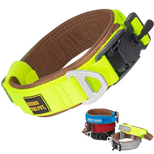 The Comfort Collar Hundehalsband, weiches Rindsleder, gepolstert, reflektierender Klettverschluss, Metallschnalle für große Hunde, leicht zu kontrollierender Griff (S,M,L) (XS, Neongelb) von NEEDS THE PET