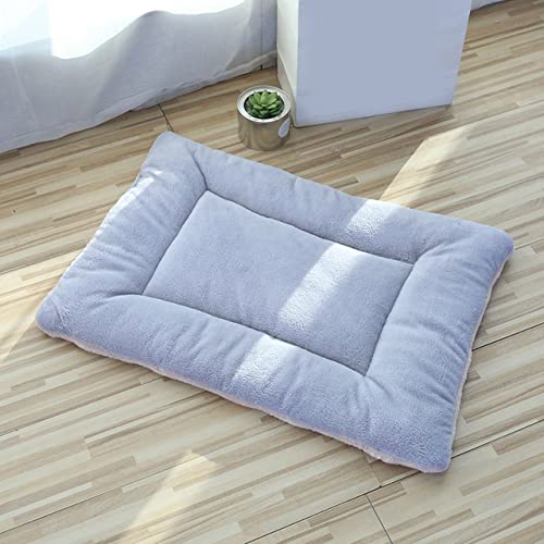 NIQIU Atmungsaktives Katzenbett Quadratische Haustiermatte Korallen Fleece Bett für Katzen Hunde Flanell Pfote Fußabdruck Waschbar Haustier Nest Zwinger Katzenzubehör-Grau-10,48x34cm,China von NIQIU