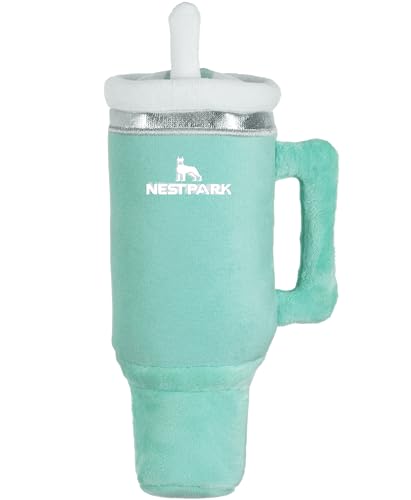 Nestpark Tumbler Cup Lustiges Hundespielzeug – Parodie Plüsch Quietschendes Knister-Hundespielzeug (Minzgrün) von Nestpark